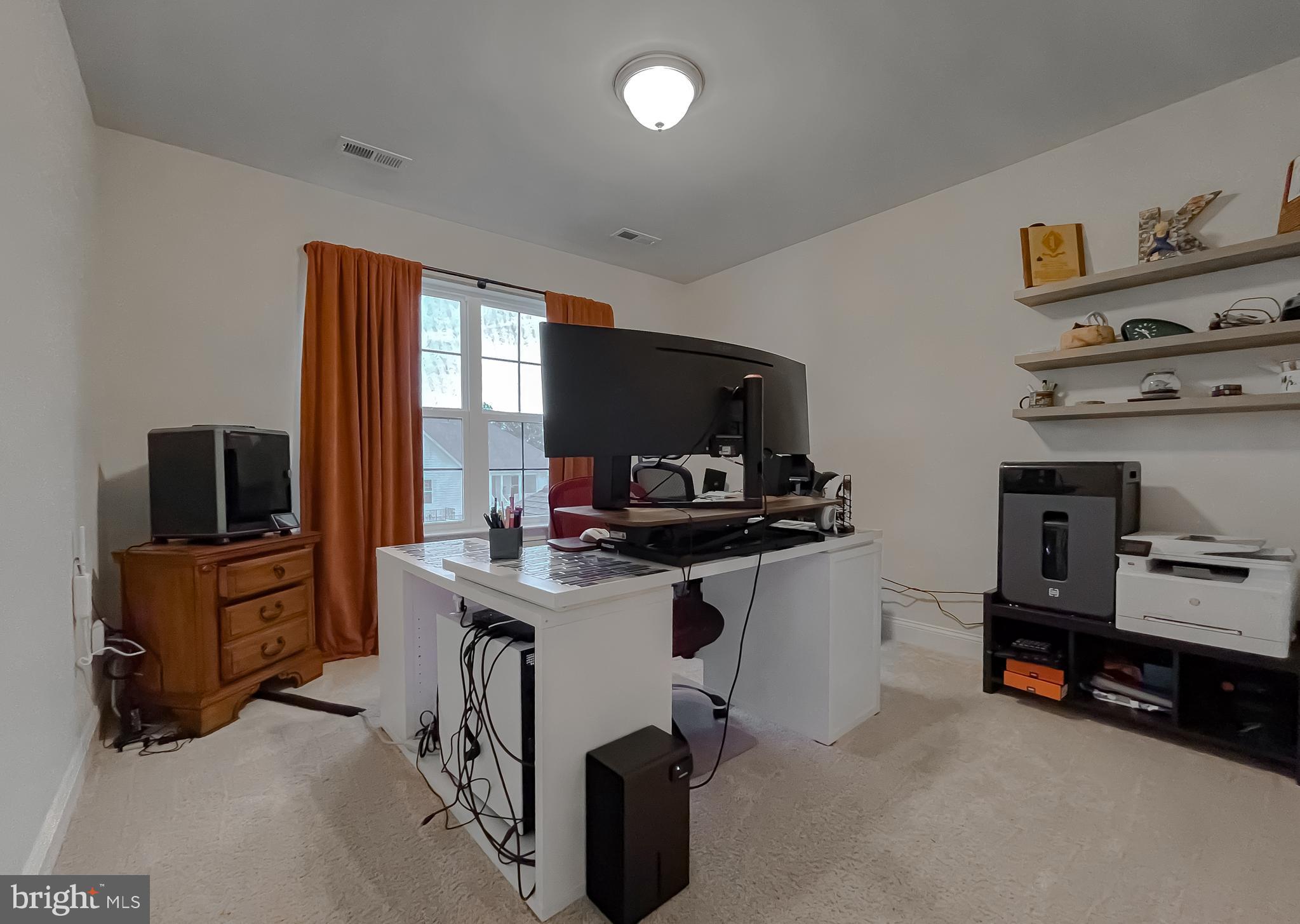 Leonardtown, Maryland, 20650, United States, 5 Bedrooms Bedrooms, ,4 BathroomsBathrooms,Residential,For Sale,1921303