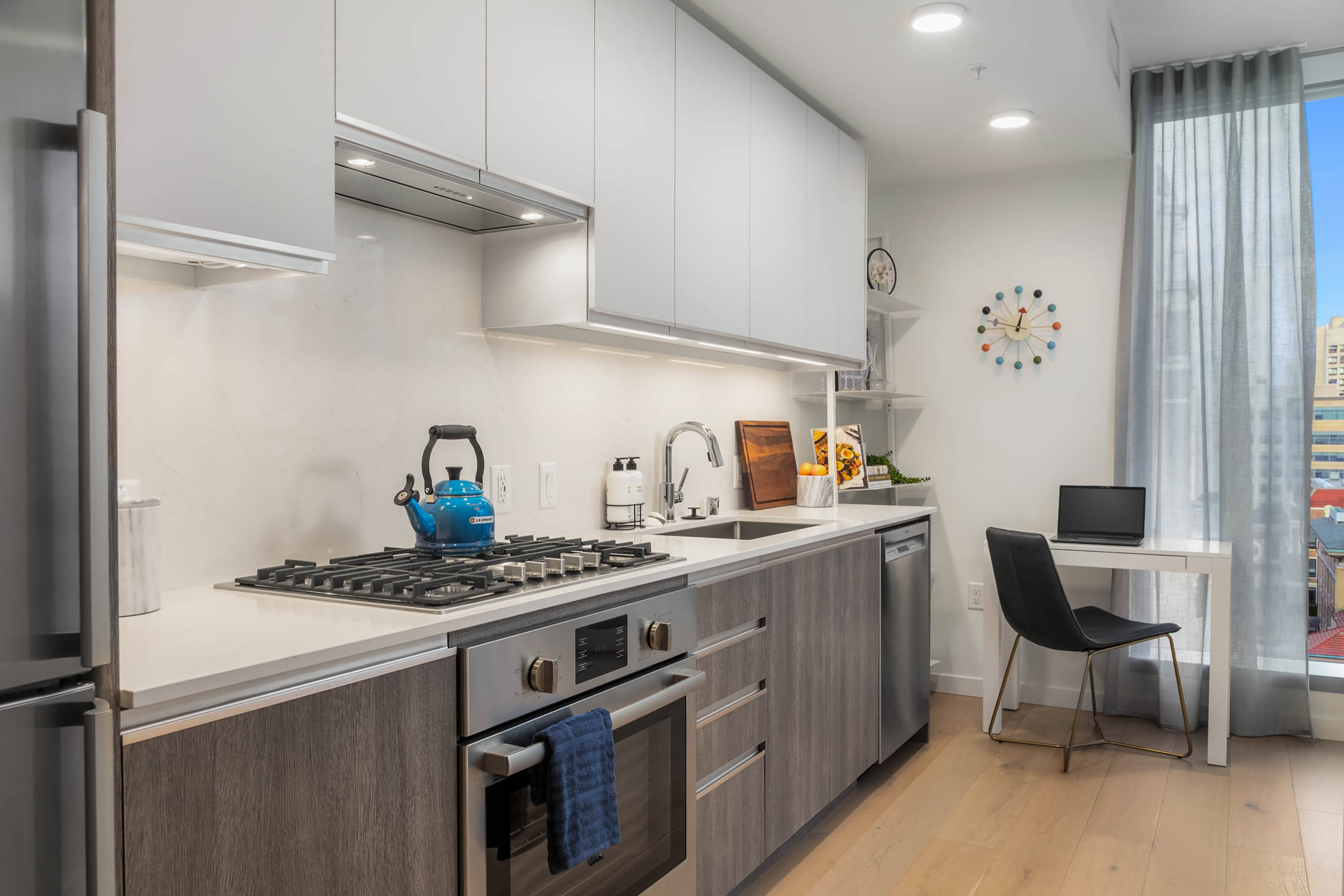  800 Columbia Street Unit #1001, Seattle, WA 98104 - 物件實景