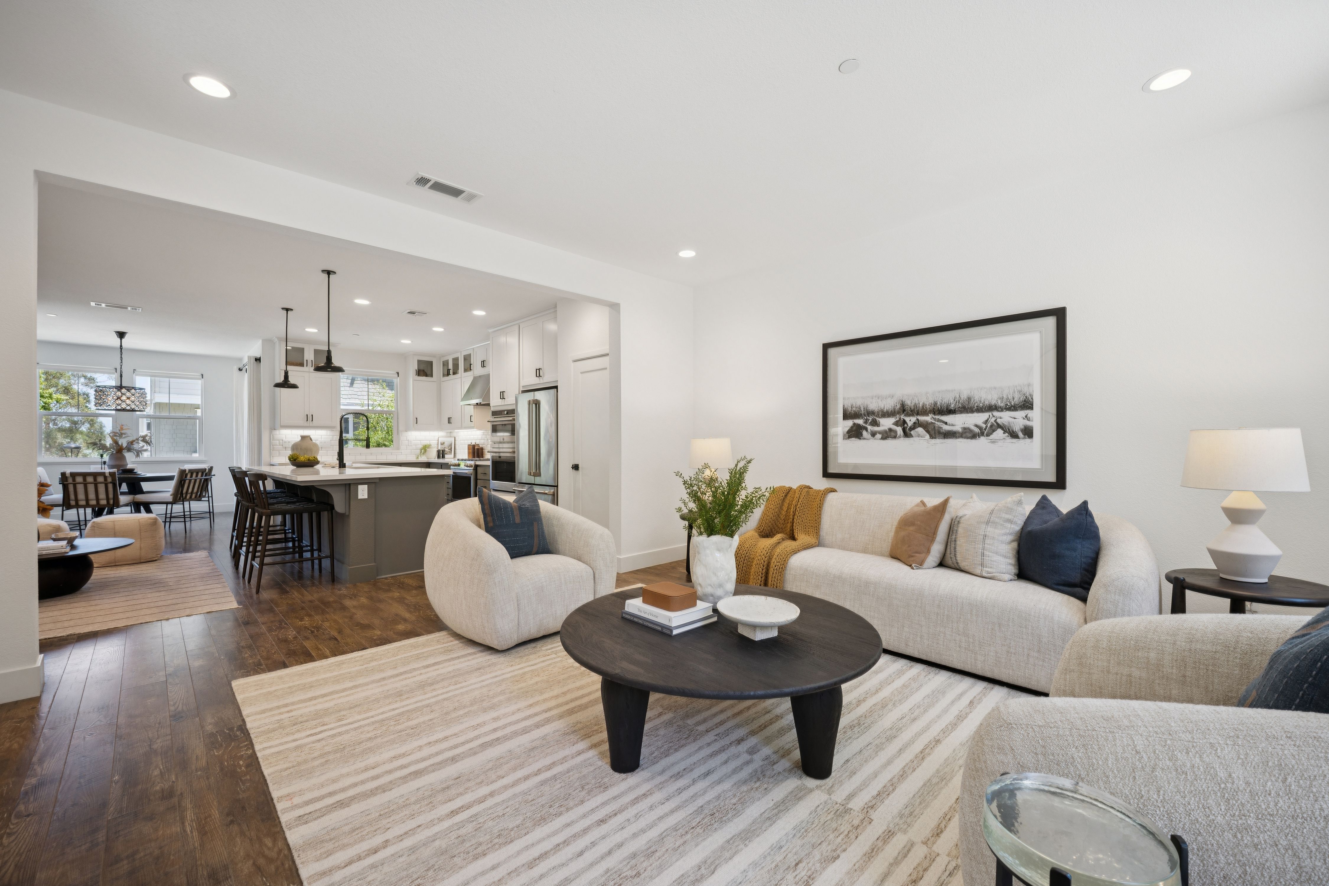  Move-in Ready Luxury Townhome - 物件實景
