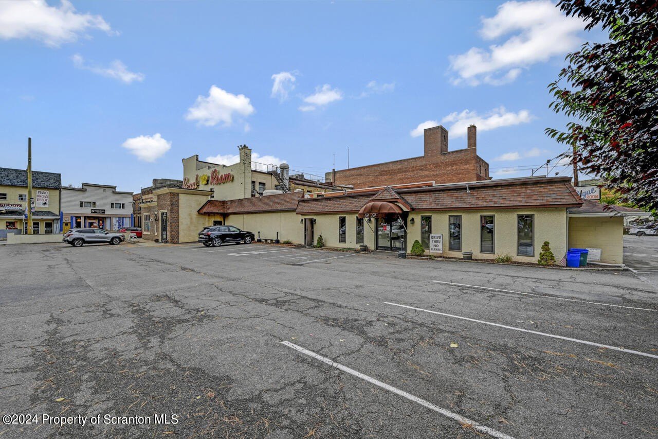 Olyphant, Pennsylvania, 18447, United States, ,Residential,For Sale,1996736