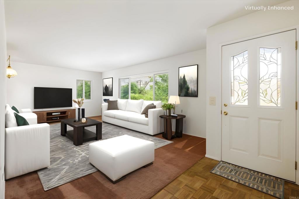 Fallbrook, California, 92028, United States, 3 Bedrooms Bedrooms, ,2 BathroomsBathrooms,Residential,For Sale,1947109