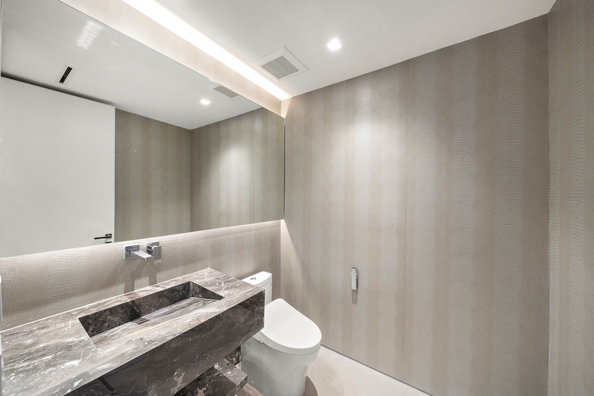  100 S Pointe Dr, Miami Beach, FL, 33139 - 物件實景