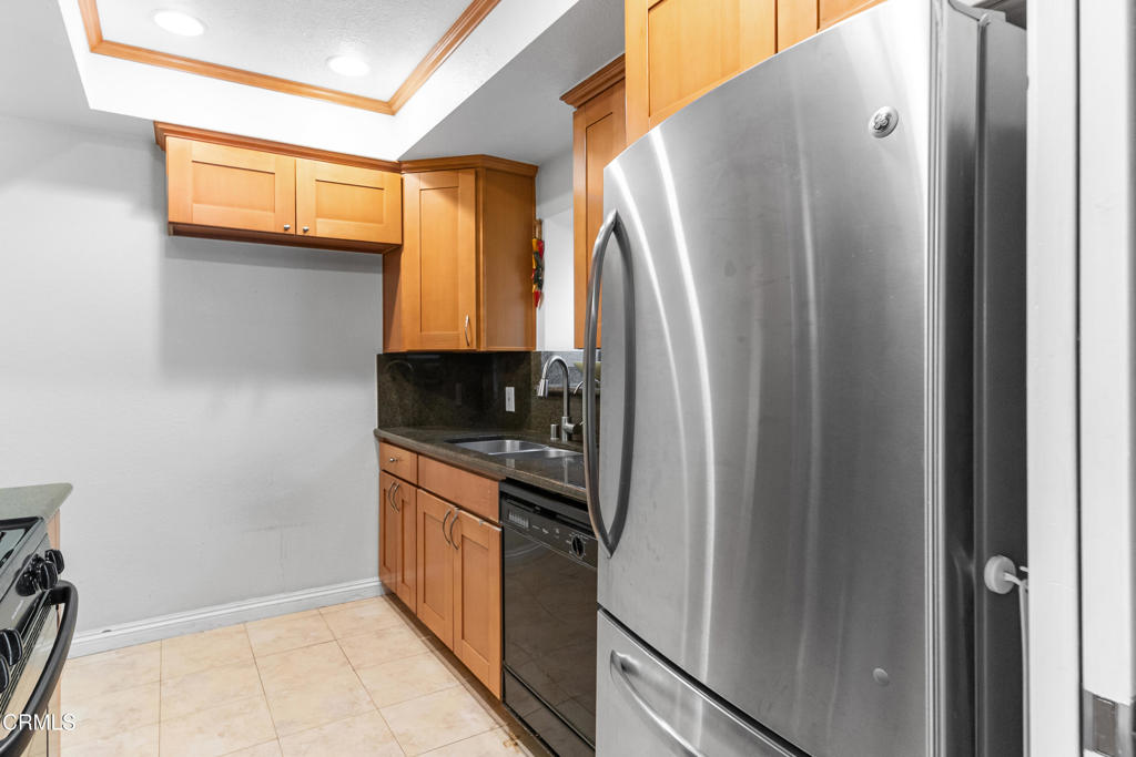 Pasadena, California, 91106, United States, 2 Bedrooms Bedrooms, ,3 BathroomsBathrooms,Residential,For Sale,1913443