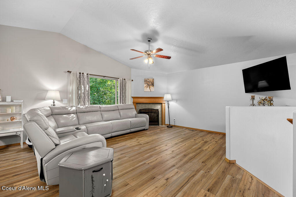 Post Falls, Idaho, 83854, United States, 4 Bedrooms Bedrooms, ,3 BathroomsBathrooms,Residential,For Sale,1870945