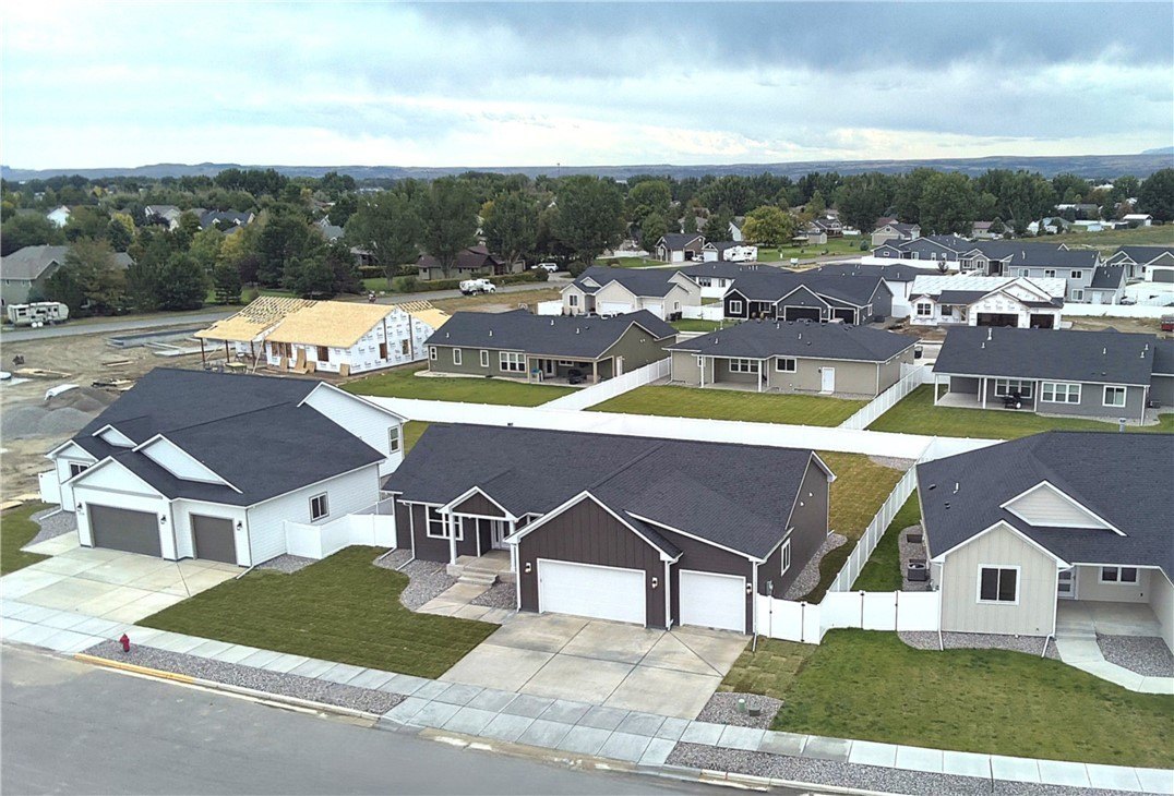 Billings, Montana, 59106, United States, 5 Bedrooms Bedrooms, ,4 BathroomsBathrooms,Residential,For Sale,1974631