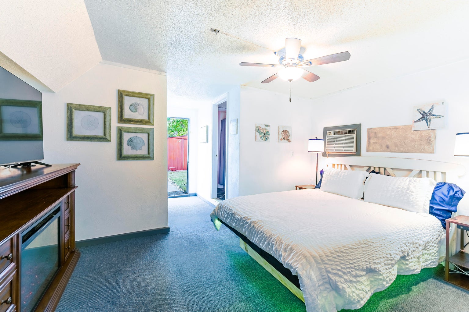 Fort Walton Beach, Florida, 32548, United States, 6 Bedrooms Bedrooms, ,5 BathroomsBathrooms,Residential,For Sale,1942905