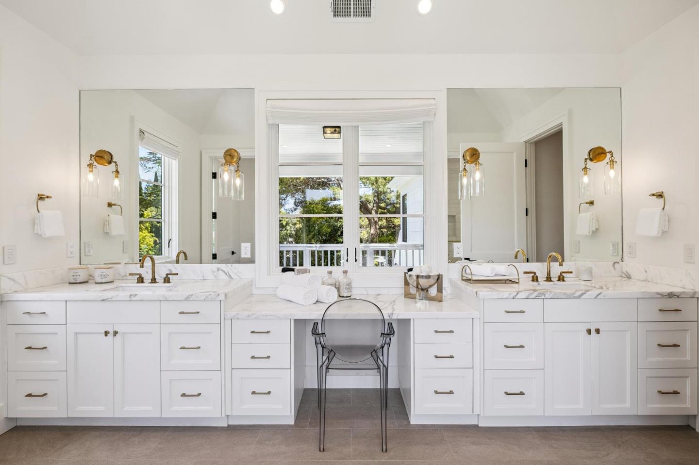 Atherton, California, 94027, United States, 8 Bedrooms Bedrooms, ,11 BathroomsBathrooms,Residential,For Sale,1942052