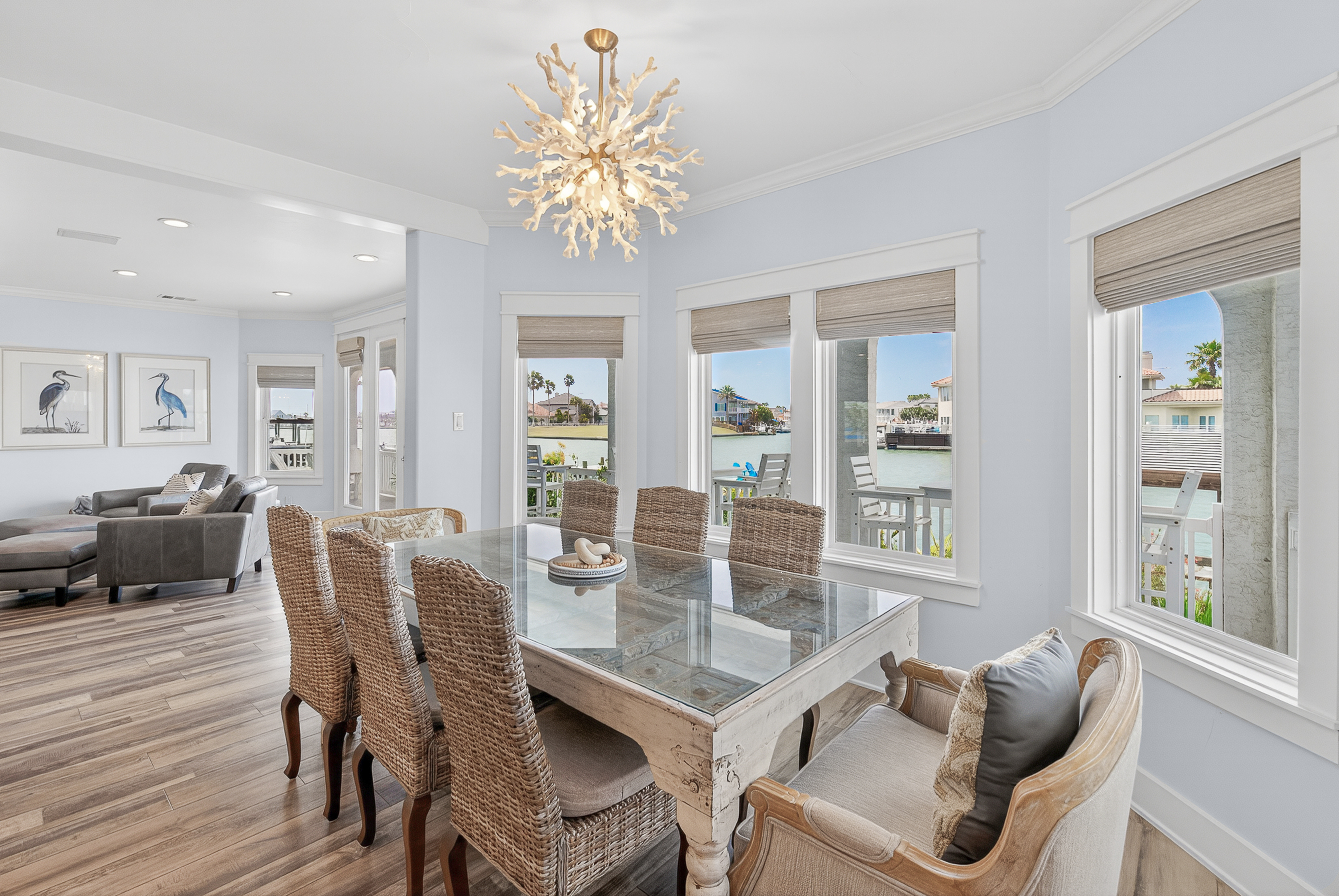  Canal-Front Estate in Island Moorings - 物件實景