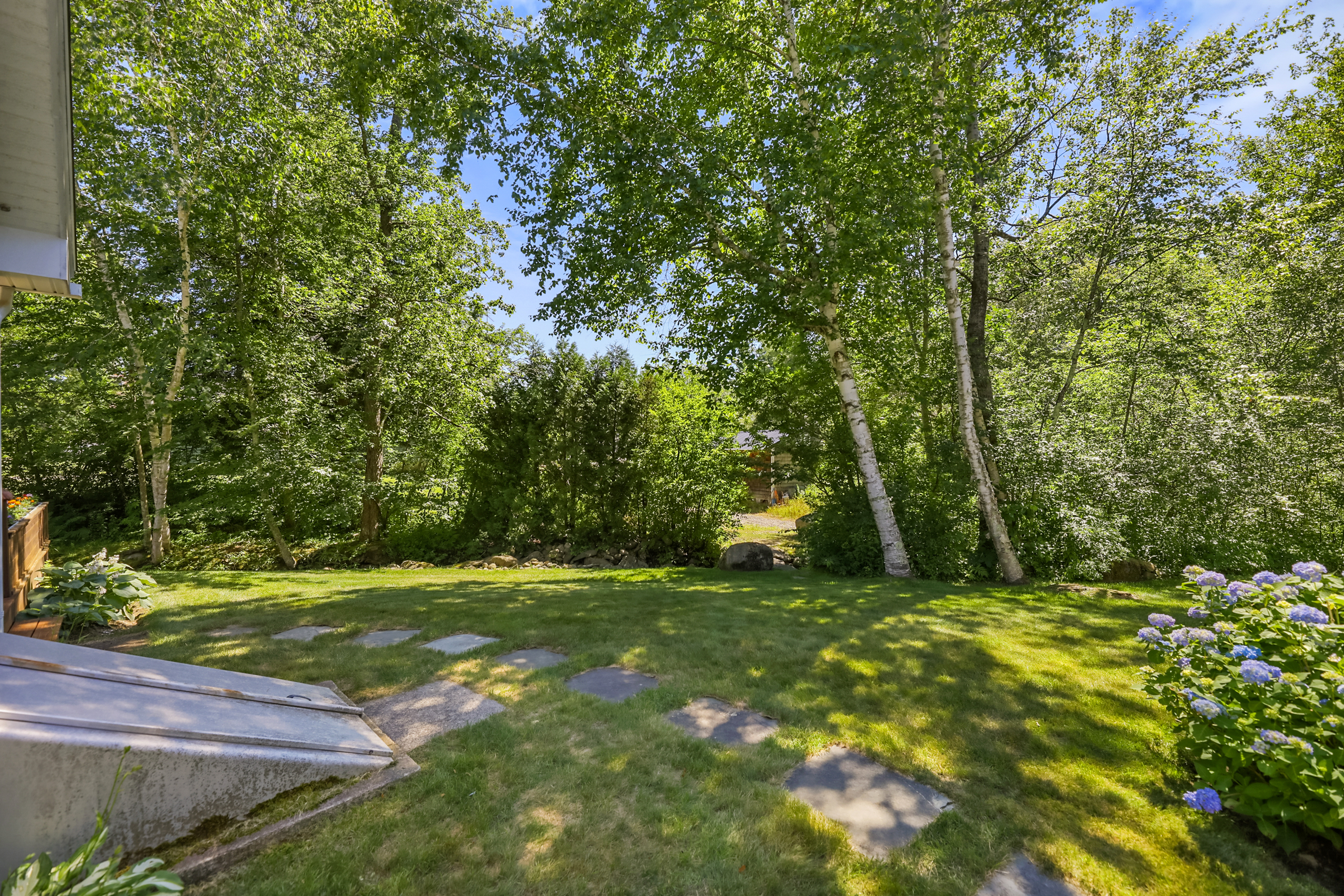  TRANQUIL LAKESIDE LIVING STEPS TO OTIS RESERVOIR - 物件實景