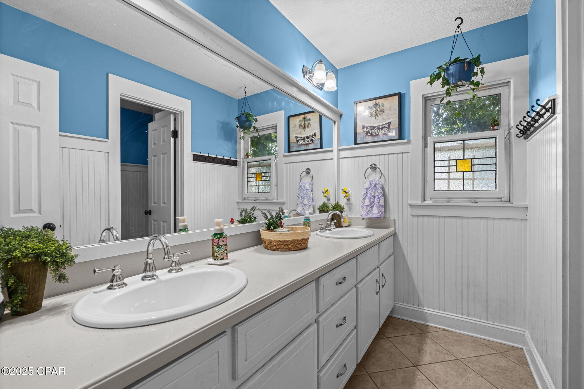 Panama City, Florida, 32405, United States, 4 Bedrooms Bedrooms, ,2 BathroomsBathrooms,Residential,For Sale,1984814