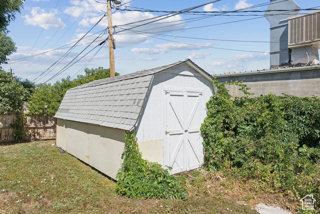 Woods Cross, Utah, 84010, United States, 5 Bedrooms Bedrooms, ,4 BathroomsBathrooms,Residential,For Sale,1976447