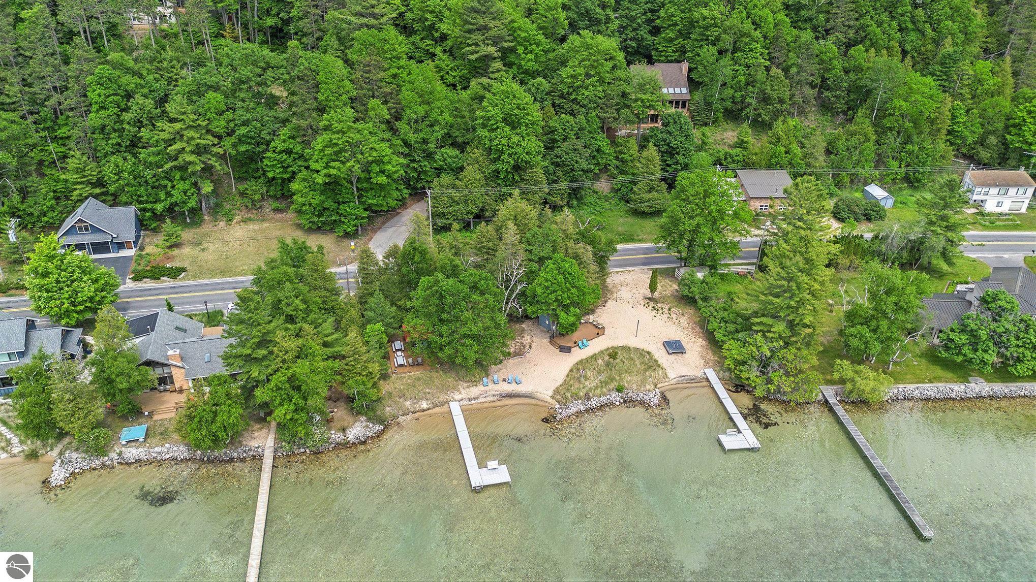 Beulah, Michigan, 49617, United States, 4 Bedrooms Bedrooms, ,3 BathroomsBathrooms,Residential,For Sale,1931801