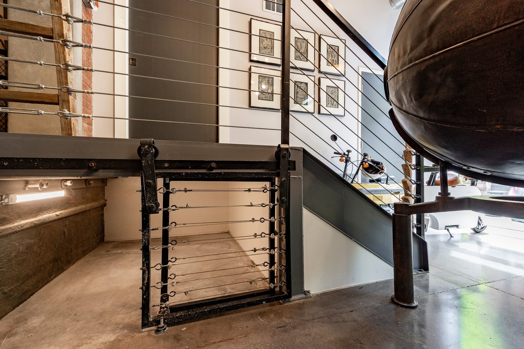  Downtown Historic Loft Meets Smart-Tech Modern Luxury - 物件實景