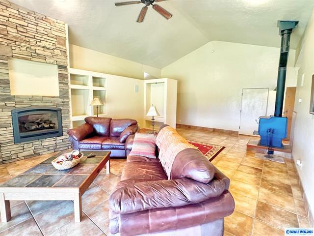 Mimbres, New Mexico, 88049, United States, 2 Bedrooms Bedrooms, ,Residential,For Sale,1931882