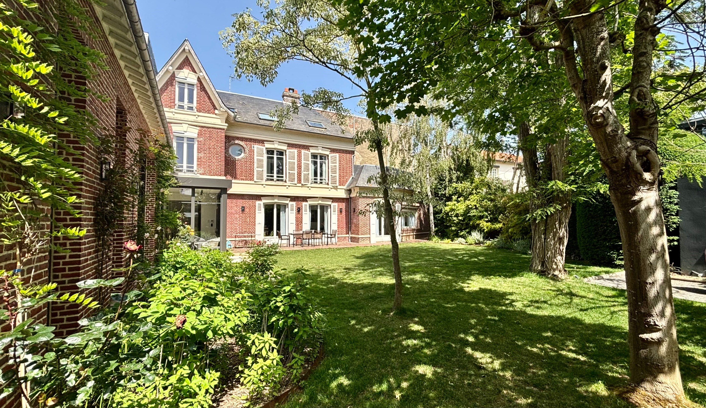  DEAUVILLE – EXCEPTIONAL CONTEMPORARY ESTATE IN THE HEART OF THE RESORT - 物件實景
