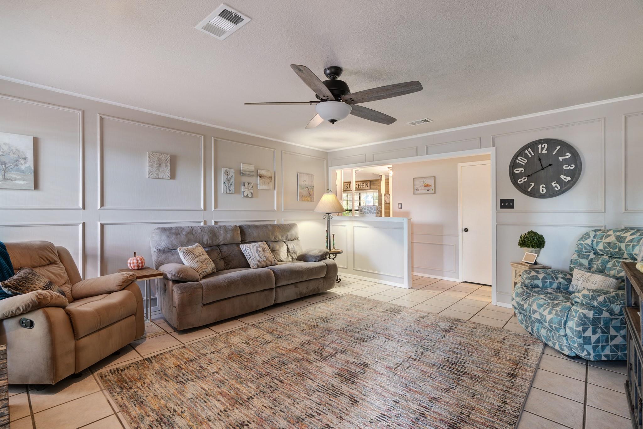 Powderly, Texas, 75473, United States, 3 Bedrooms Bedrooms, ,3 BathroomsBathrooms,Residential,For Sale,1976558