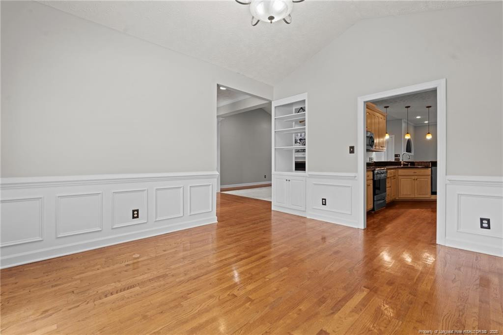 Fayetteville, North Carolina, 28306, United States, 4 Bedrooms Bedrooms, ,3 BathroomsBathrooms,Residential,For Sale,1906970