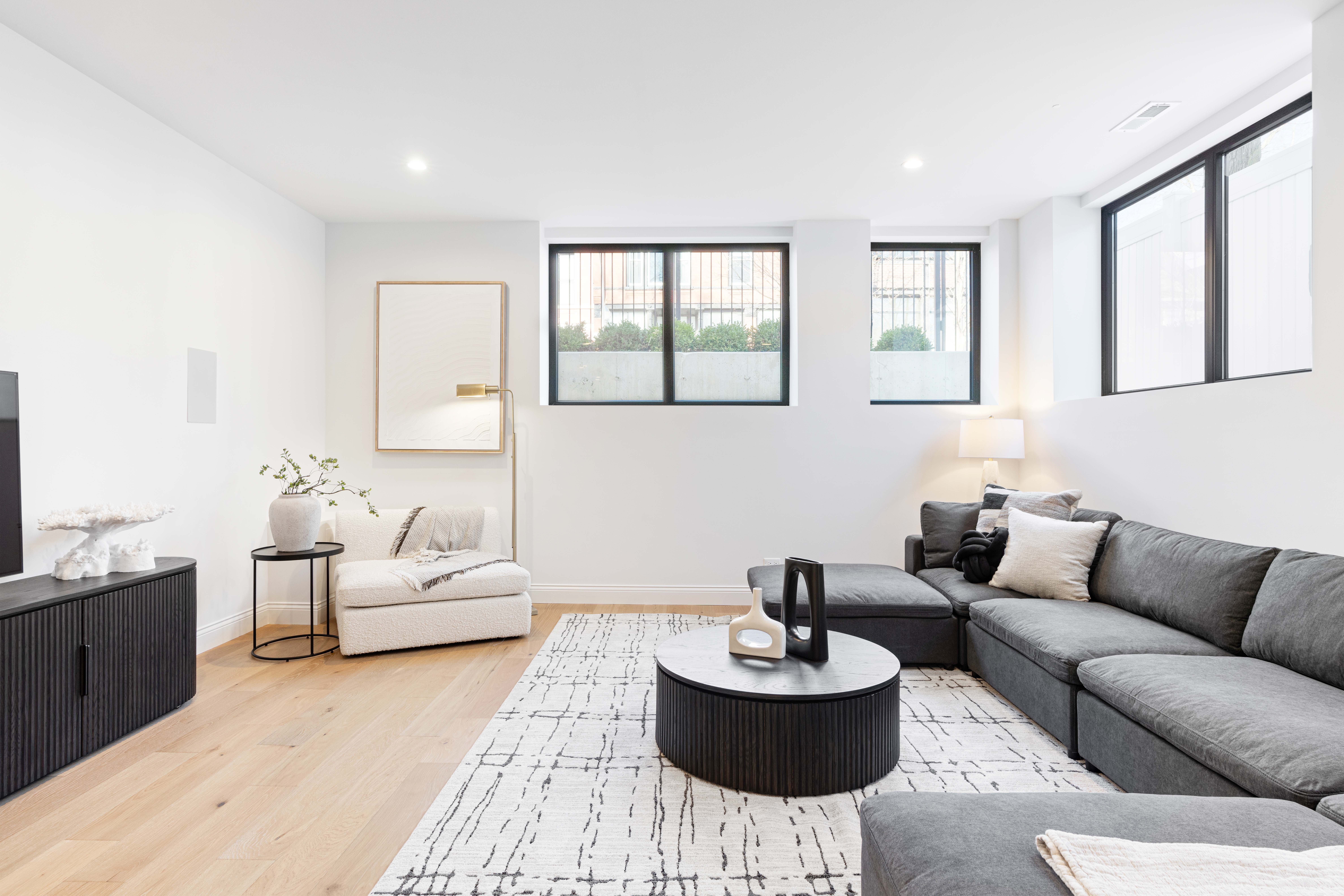  Seamless Blend of Modern Luxury and Timeless Architectural Detail - 物件實景