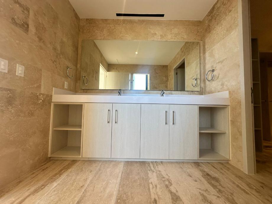 Carretera M?rida-Progreso, Mérida, Yucatán, 97308, Mexico, 4 Bedrooms Bedrooms, ,4 BathroomsBathrooms,Residential,For Sale,Carretera M?rida-Progreso,1628407