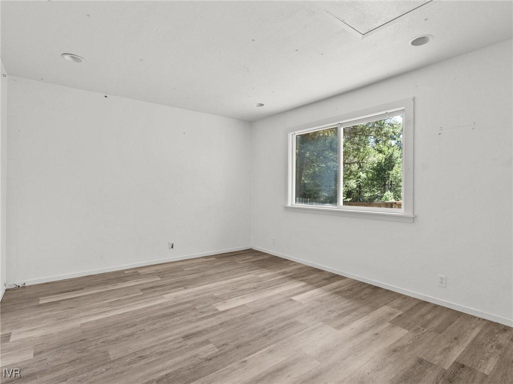 City Of South Lake Tahoe, California, 96150, United States, 3 Bedrooms Bedrooms, ,2 BathroomsBathrooms,Residential,For Sale,1736156