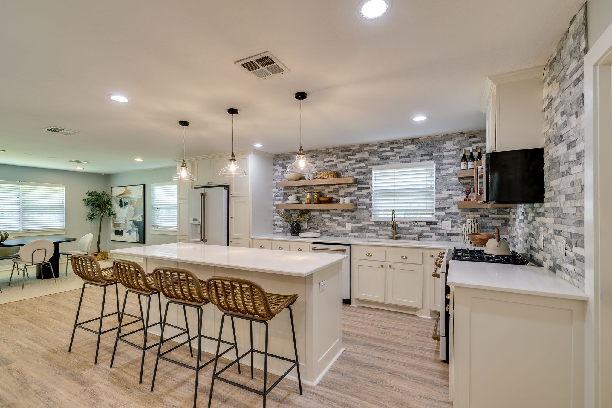  2405 Northwest 59th Street, Oklahoma City, OK 73112 - 物件實景