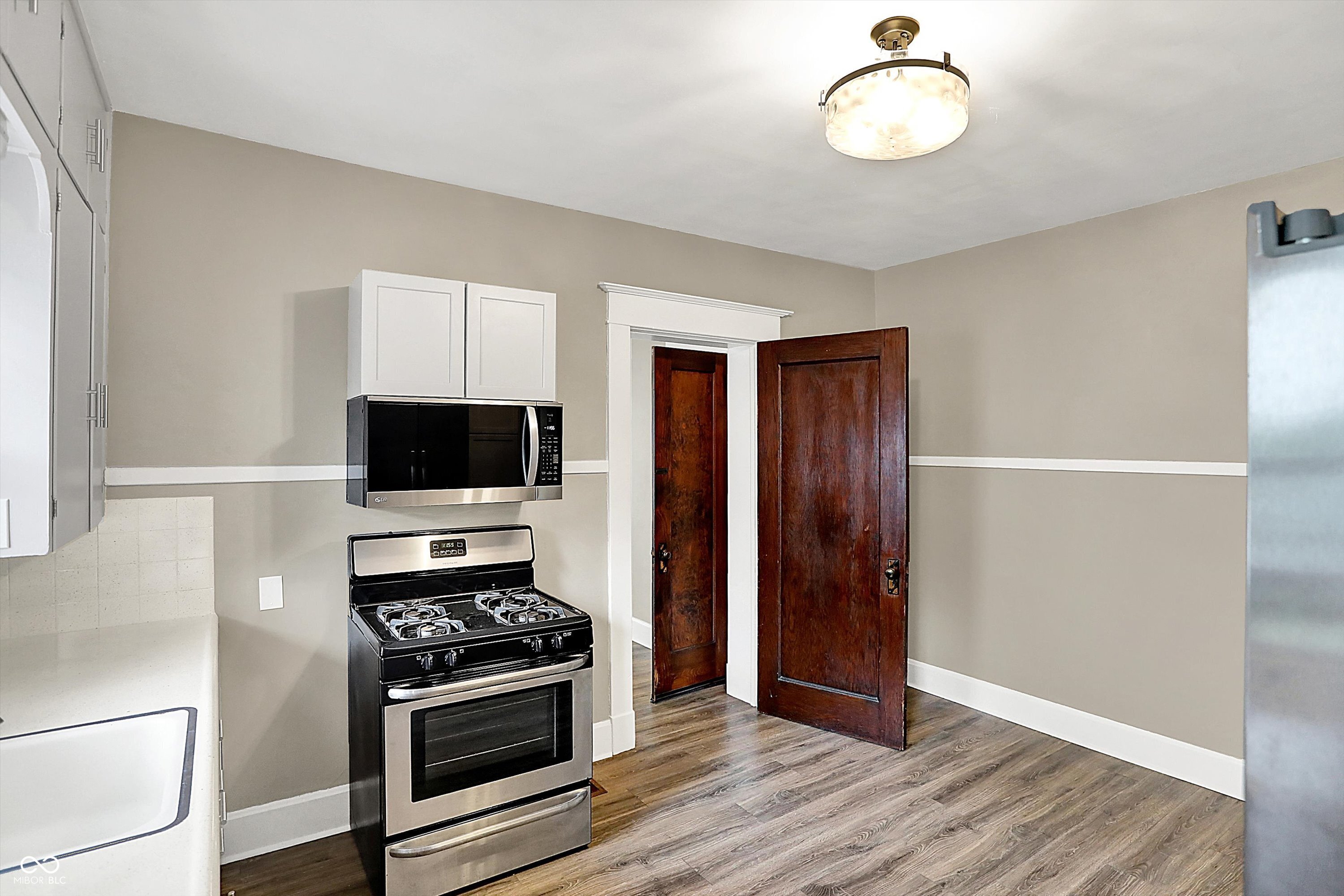Indianapolis, Indiana, 46201, United States, ,Residential,For Sale,1893687