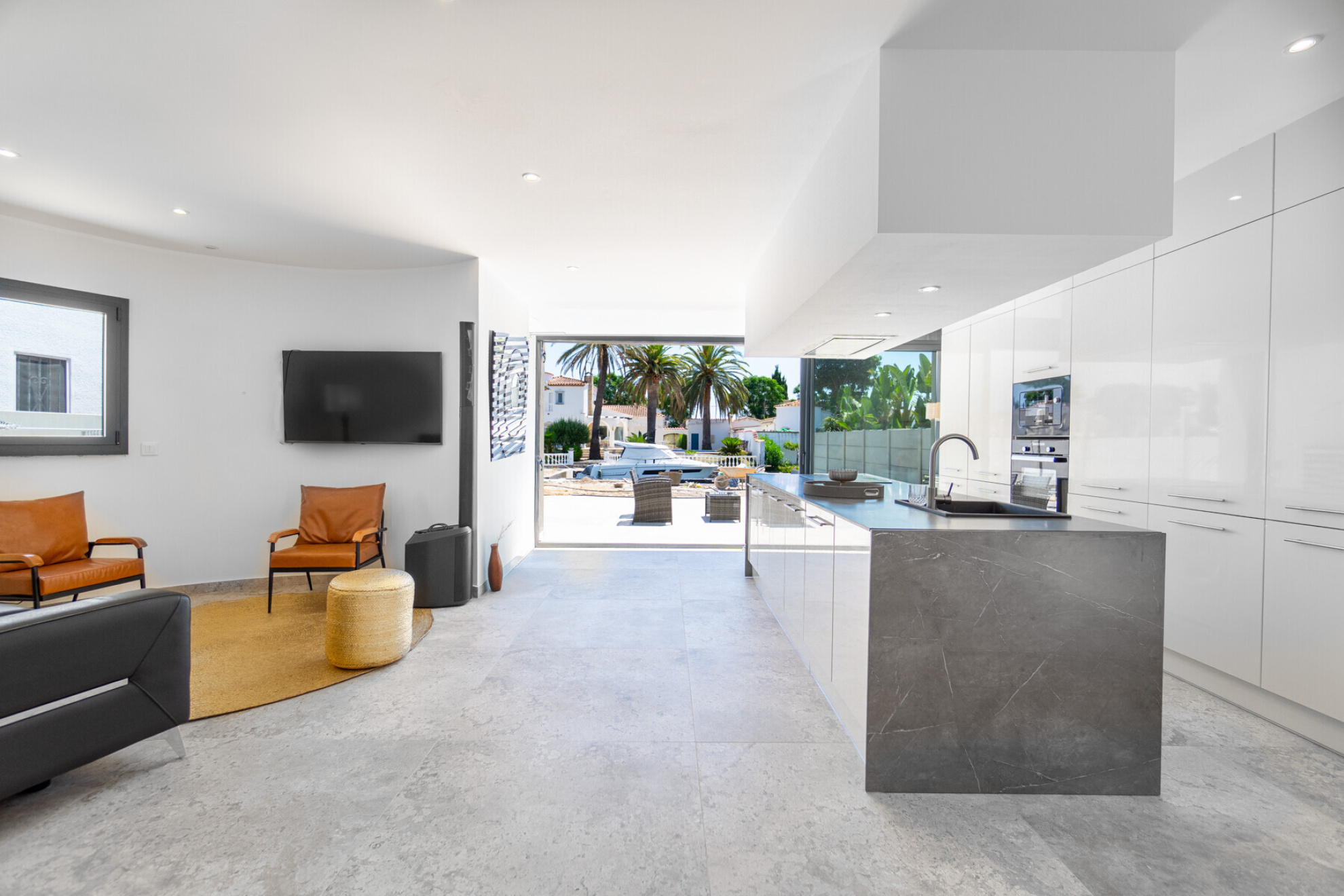  Renovated Contemporary Home with Private Dock in Empuriabrava - 物件實景