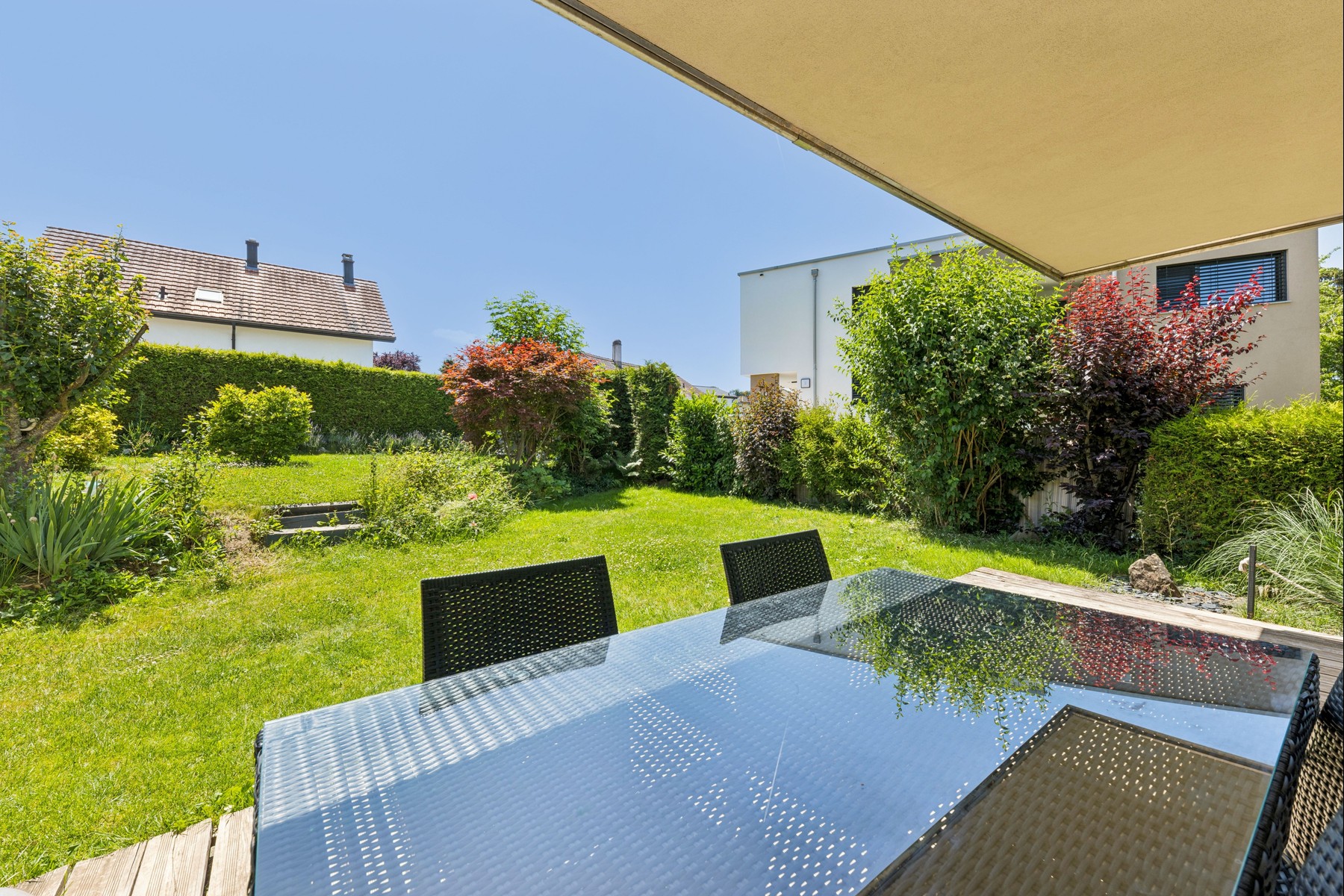  4.5-room ground-floor apartment with a terrace and garden - 物件實景