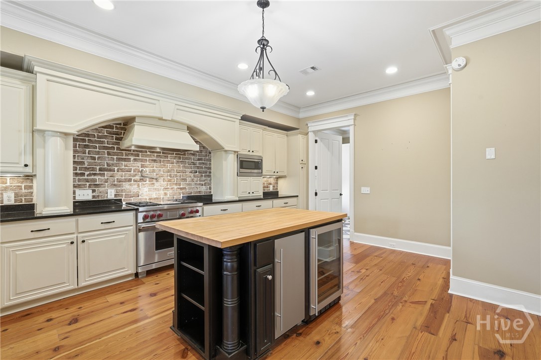 Savannah, Georgia, 31405, United States, 4 Bedrooms Bedrooms, ,5 BathroomsBathrooms,Residential,For Sale,2013960