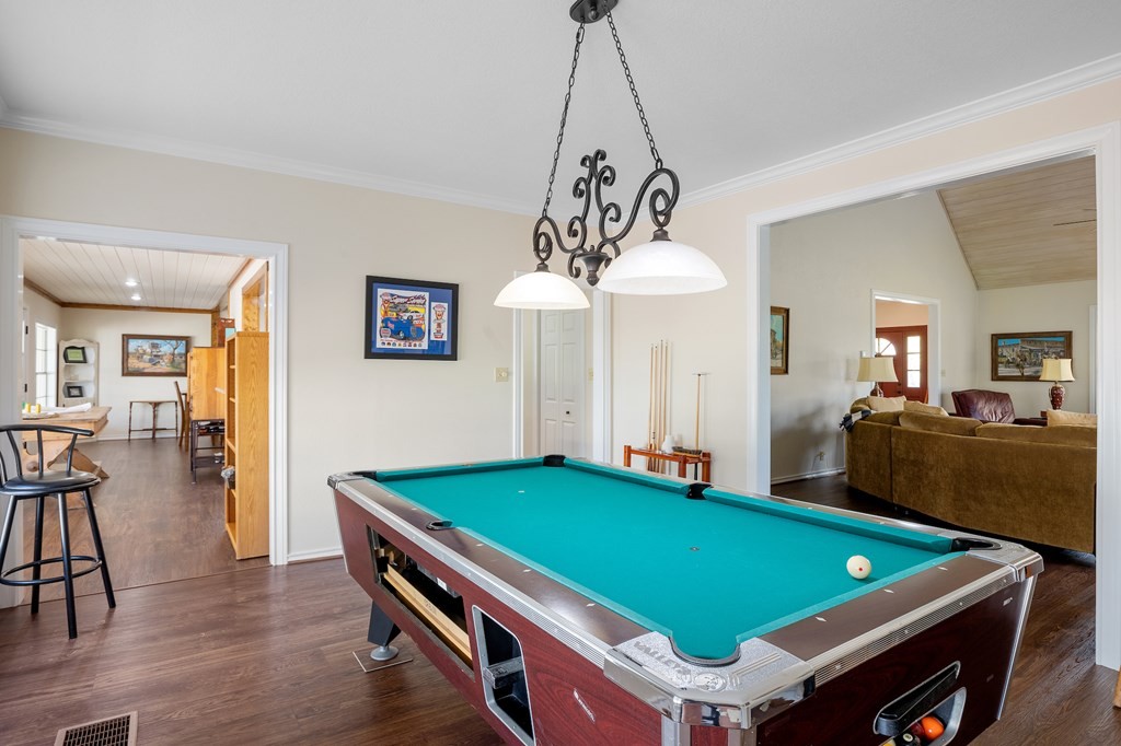 405 405 Frederick Rd, Fredericksburg, Texas, 78624, United States, 5 Bedrooms Bedrooms, ,5 BathroomsBathrooms,Residential,For Sale,405 405 Frederick Rd,1413377