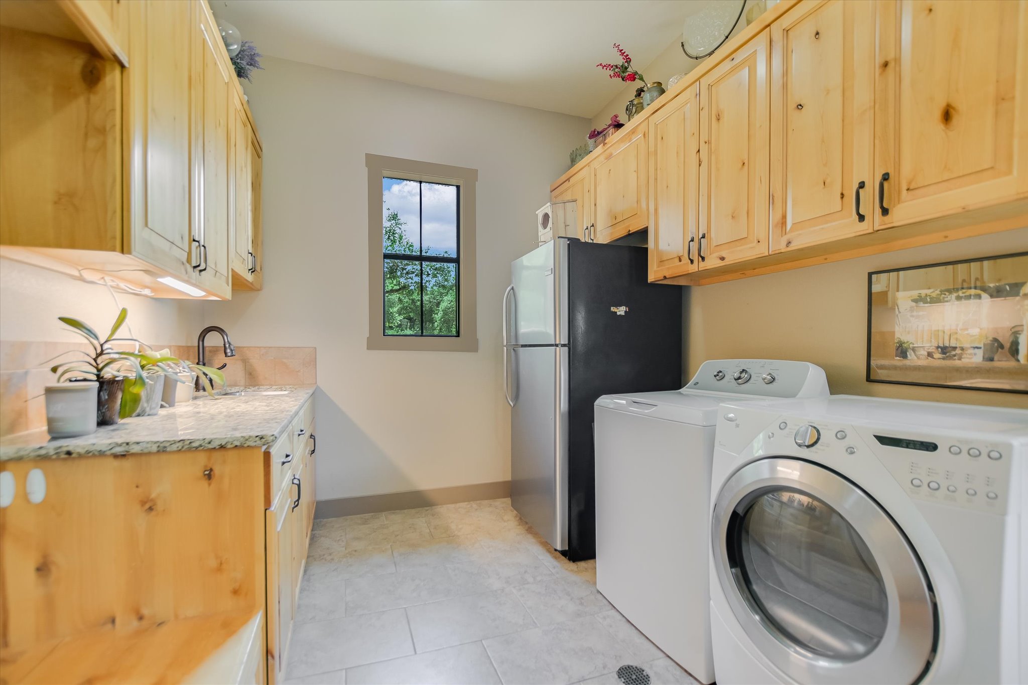 Wimberley, Texas, 78676, United States, 4 Bedrooms Bedrooms, ,3 BathroomsBathrooms,Residential,For Sale,1810598