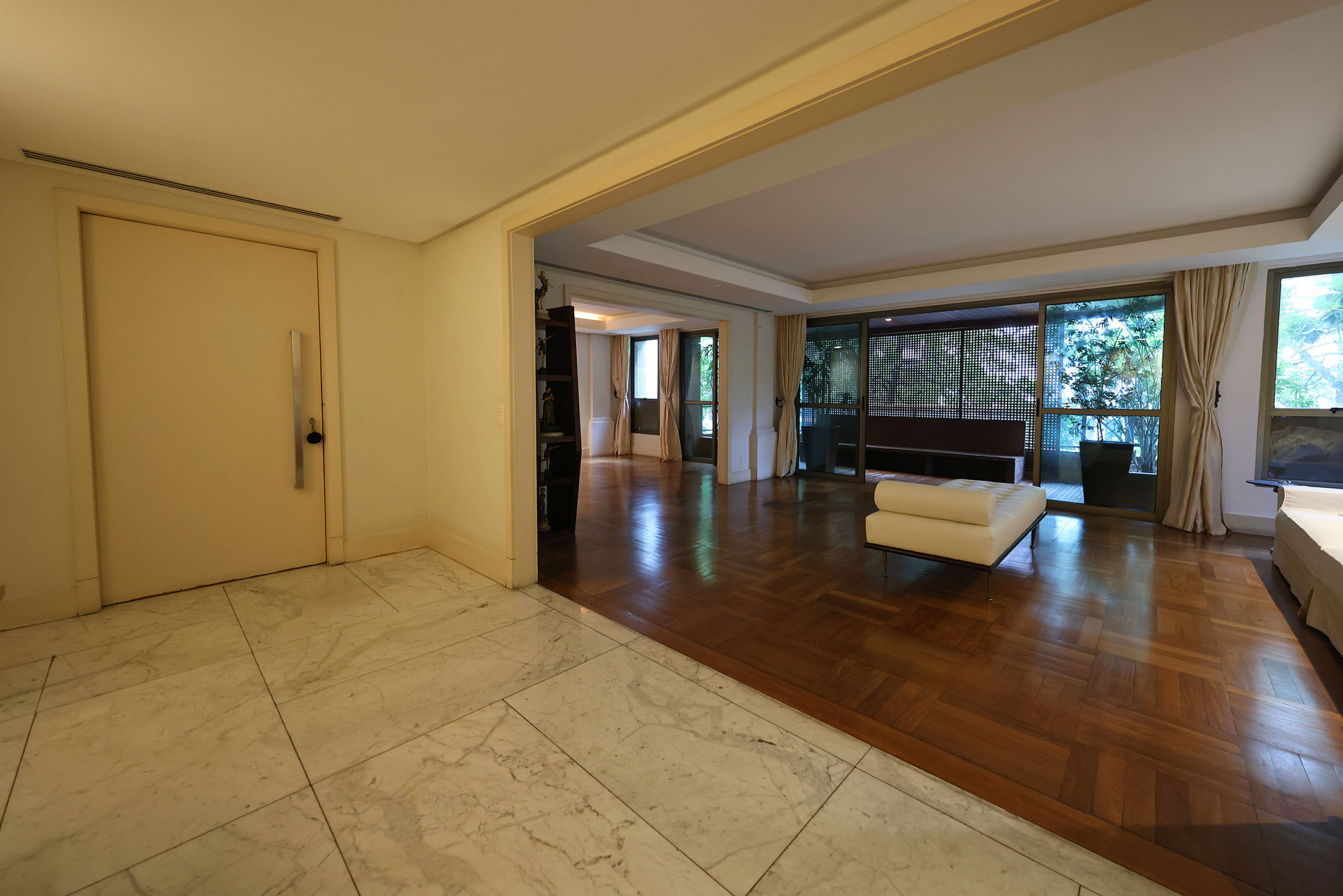  Spacious residence with terrace in a prime Leblon location - 物件實景