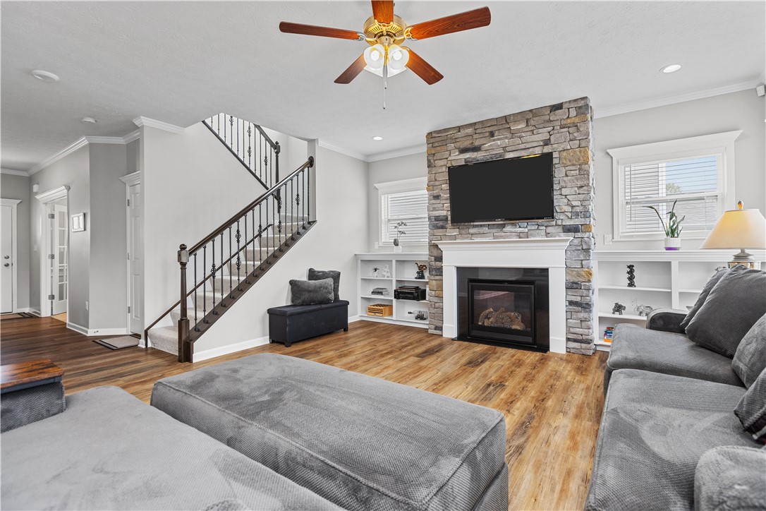 Trafford, Pennsylvania, 15085, United States, 4 Bedrooms Bedrooms, ,4 BathroomsBathrooms,Residential,For Sale,1819382
