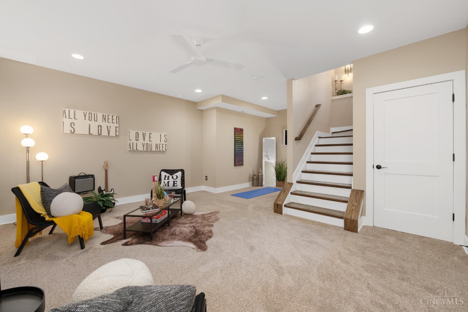 Cincinnati, Ohio, 45206, United States, 2 Bedrooms Bedrooms, ,3 BathroomsBathrooms,Residential,For Sale,1940319