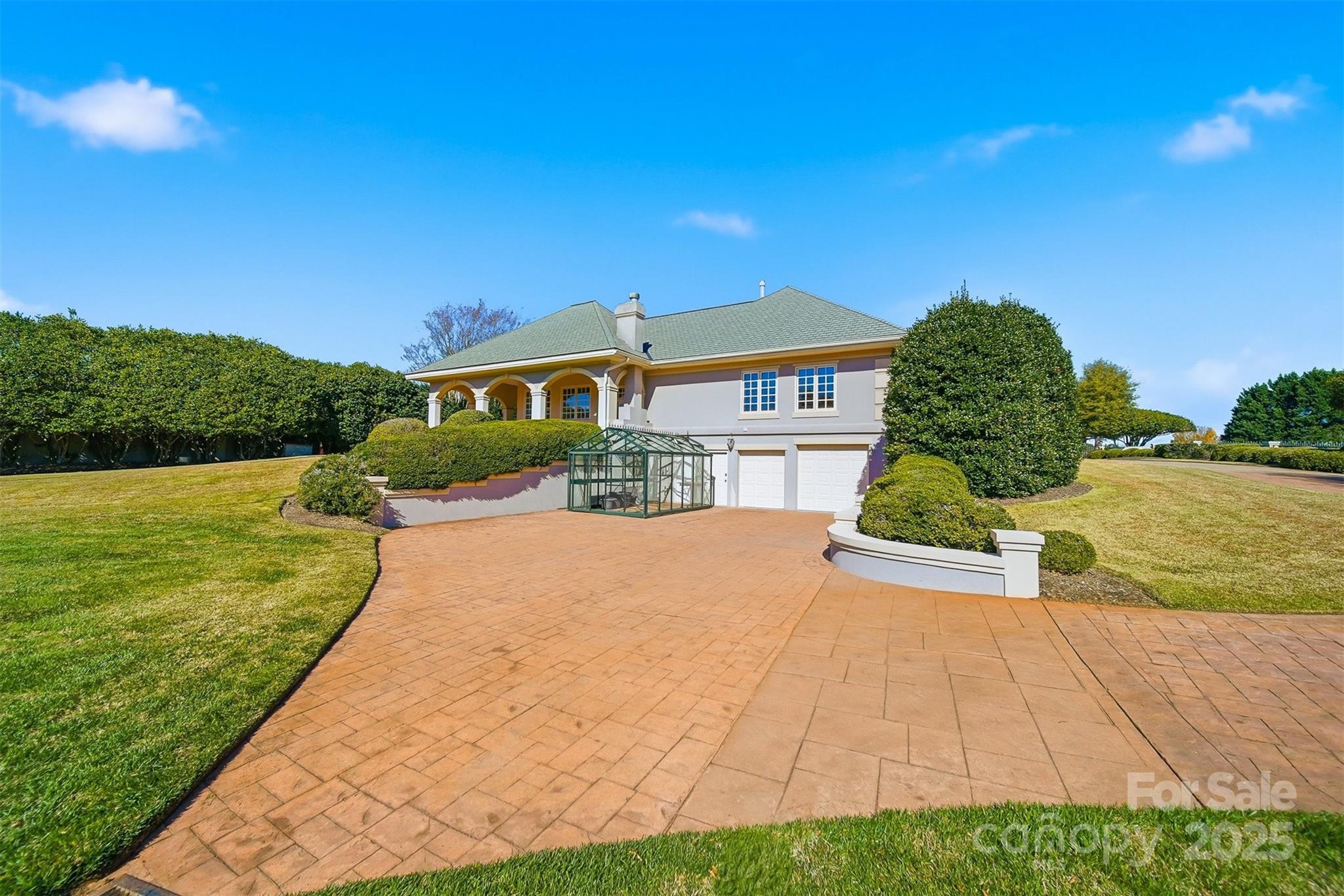 Conover, North Carolina, 28613, United States, 6 Bedrooms Bedrooms, ,7 BathroomsBathrooms,Residential,For Sale,1991981