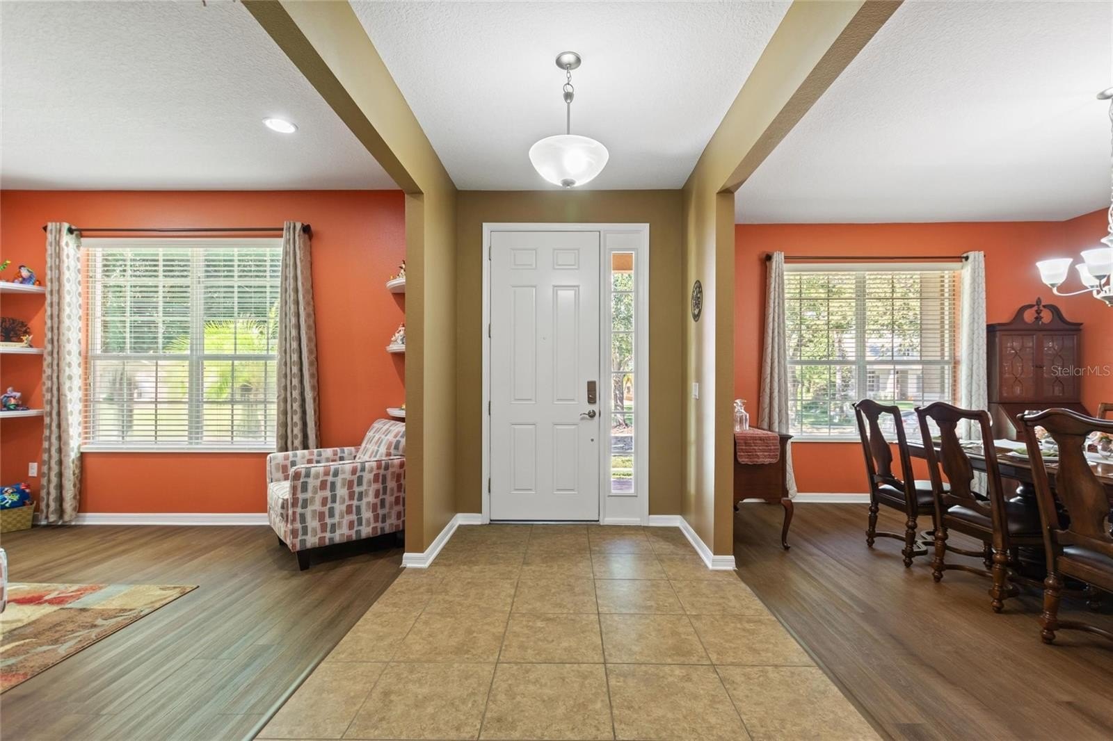 AUBURNDALE, Florida, 33823, United States, 5 Bedrooms Bedrooms, ,5 BathroomsBathrooms,Residential,For Sale,1986097