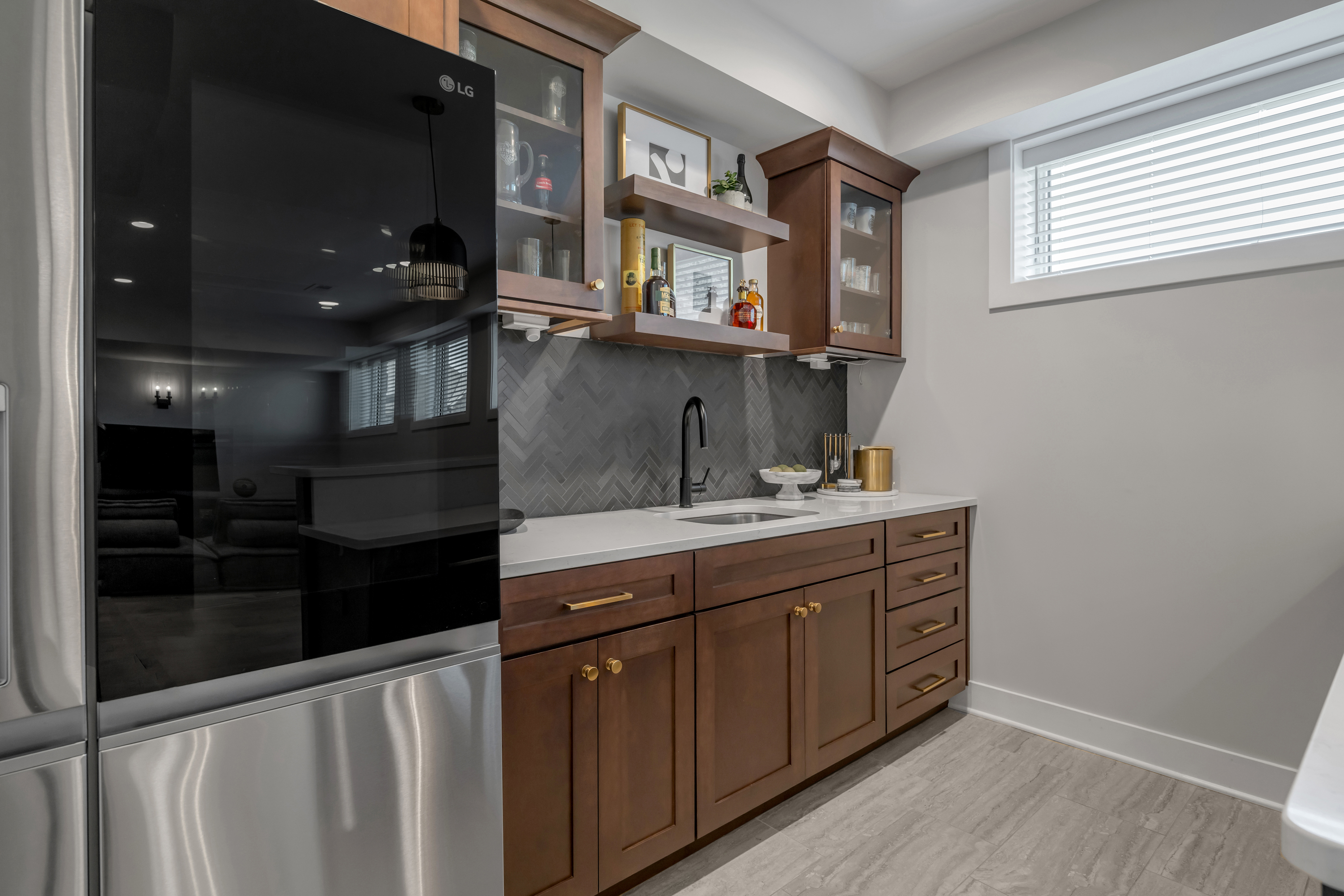  2429 Lorenzo Way - 物件實景