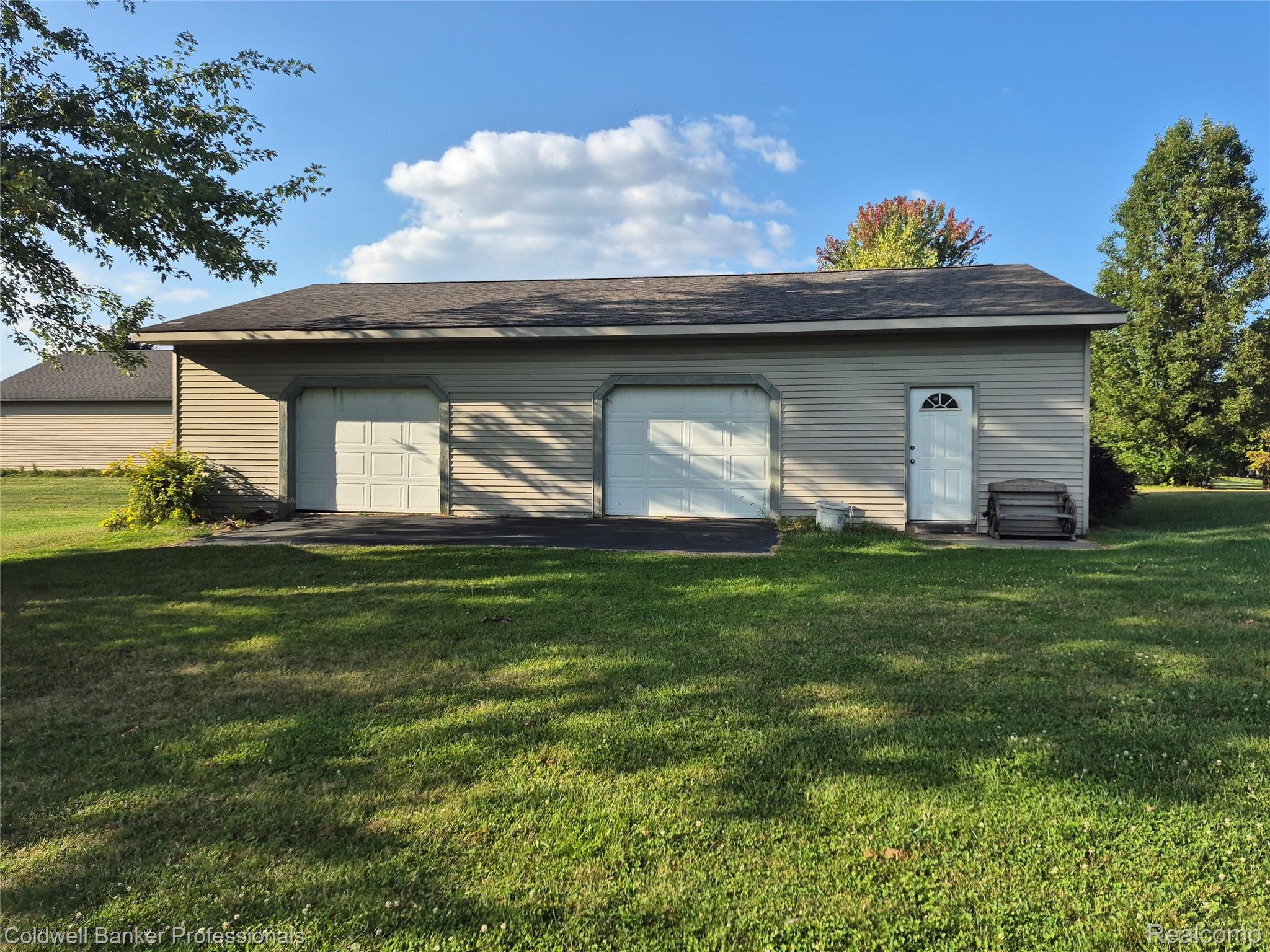 SwartzCreek, Michigan, 48473, United States, 4 Bedrooms Bedrooms, ,4 BathroomsBathrooms,Residential,For Sale,1958506