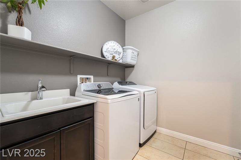 Henderson, Nevada, 89002, United States, 3 Bedrooms Bedrooms, ,2 BathroomsBathrooms,Residential,For Sale,1990384