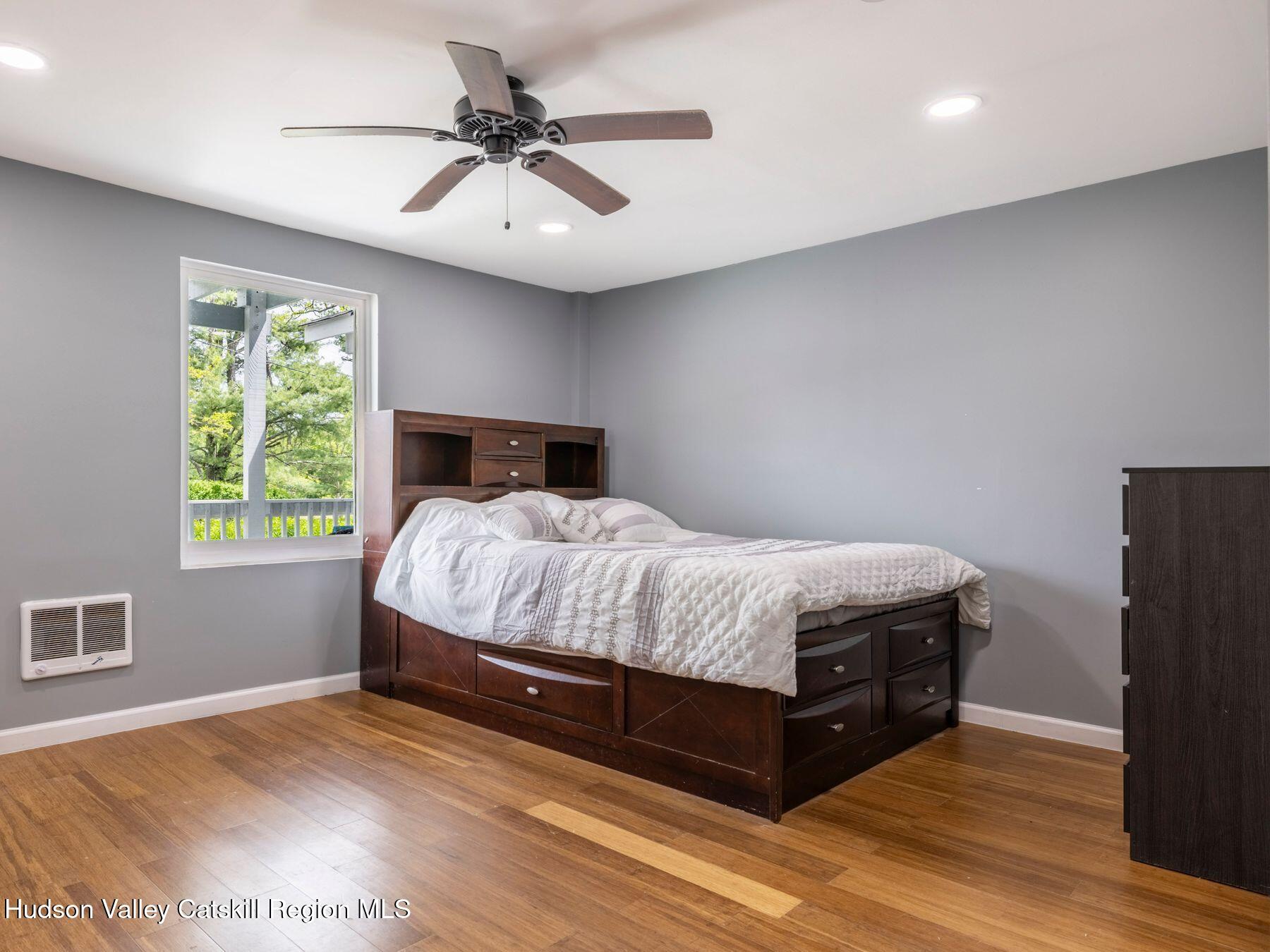 Cairo, New York, 12413, United States, 4 Bedrooms Bedrooms, ,4 BathroomsBathrooms,Residential,For Sale,1827248