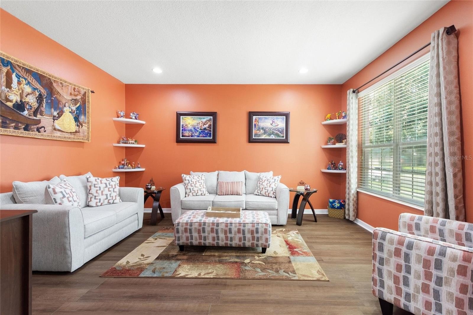 AUBURNDALE, Florida, 33823, United States, 5 Bedrooms Bedrooms, ,5 BathroomsBathrooms,Residential,For Sale,1986097