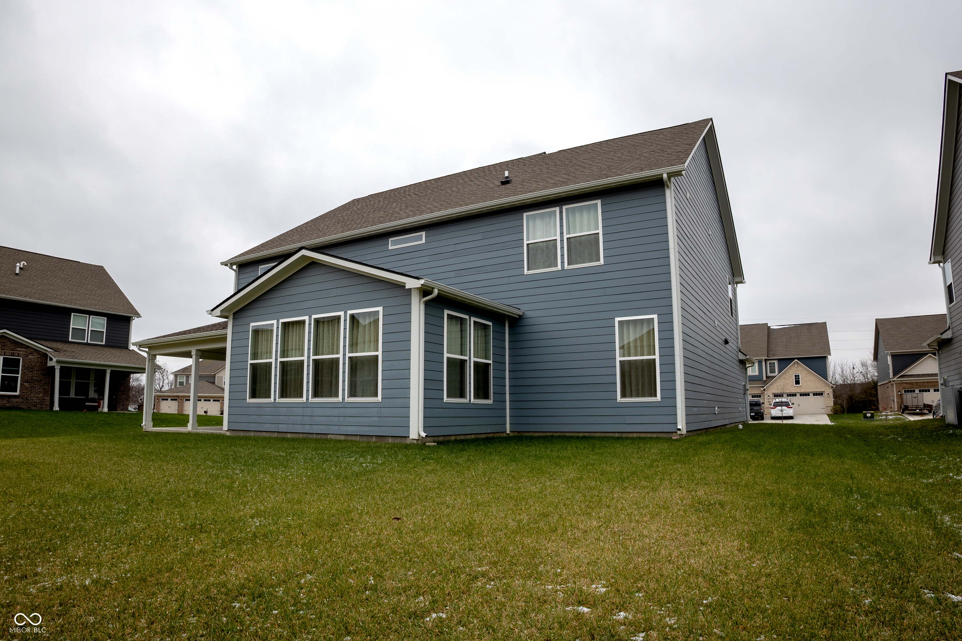 Greenwood, Indiana, 46143, United States, 5 Bedrooms Bedrooms, ,4 BathroomsBathrooms,Residential,For Sale,2001178