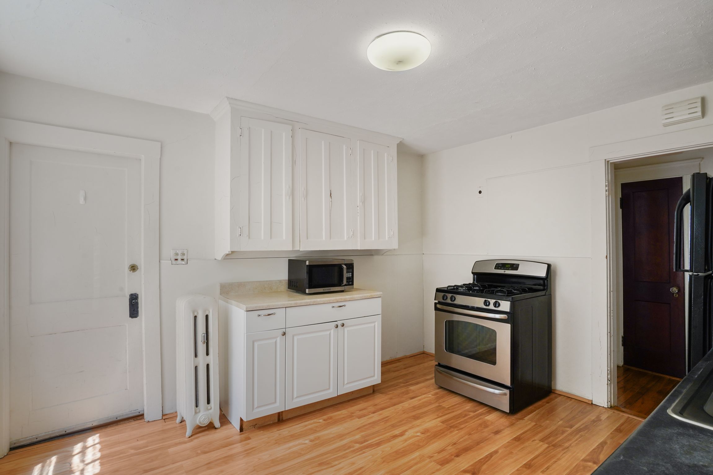  379-381 Newtonville Ave, Newton, MA, 02460 - 物件實景