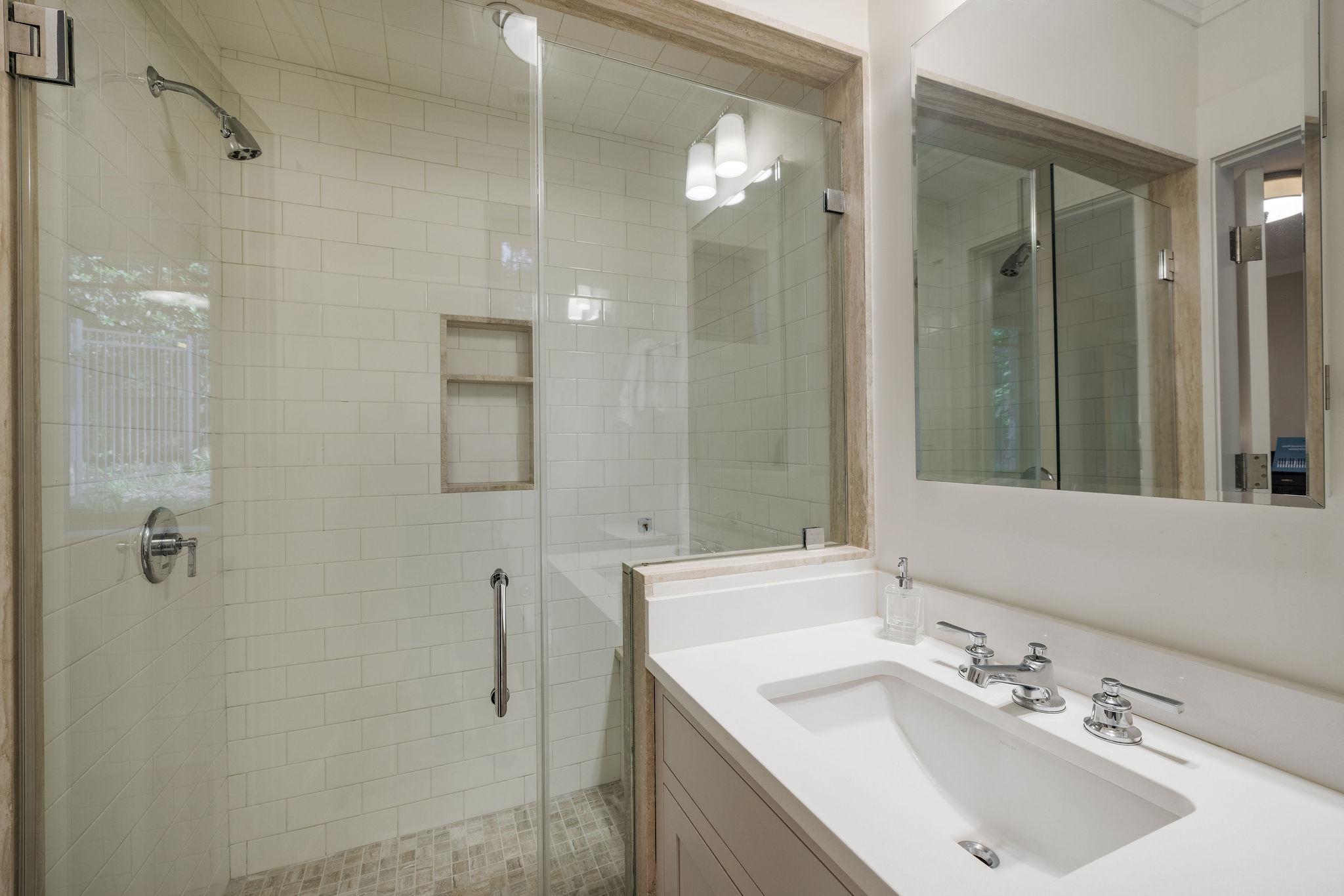  2155 Dunmore Lane NW, Washington, DC, 20007 - 物件實景