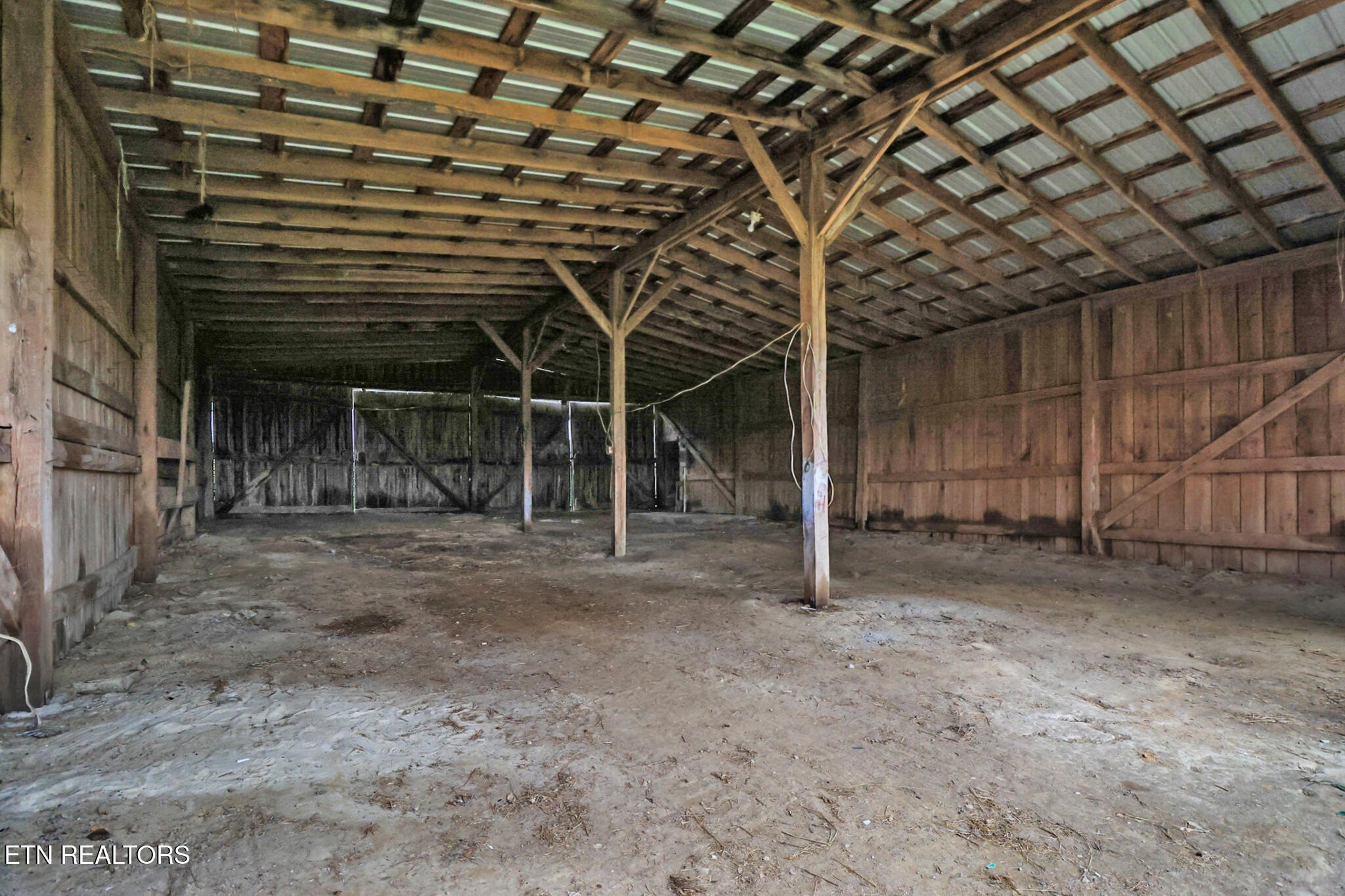 McMinnville, Tennessee, 37110, United States, 3 Bedrooms Bedrooms, ,1 BathroomBathrooms,Residential,For Sale,1976932