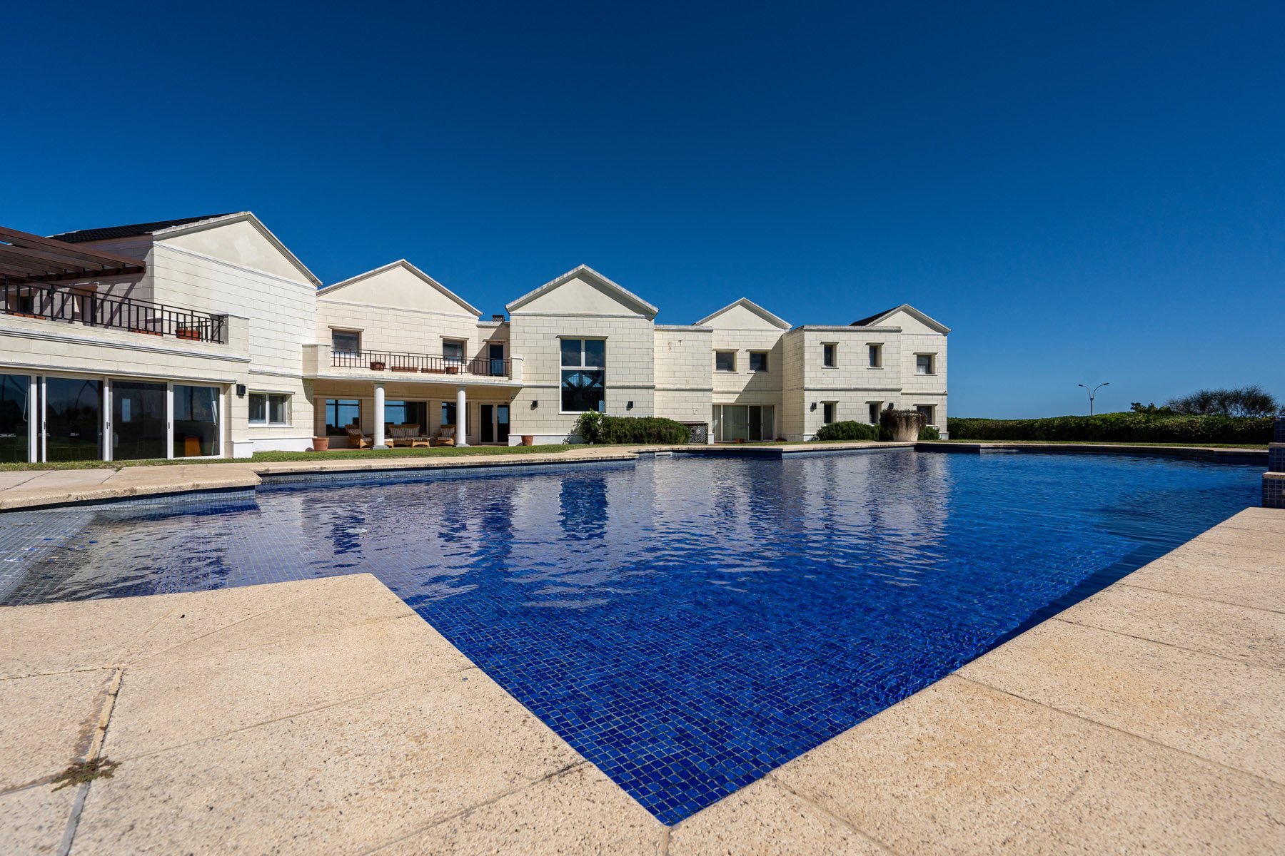  SPECTACULAR OCEANFRONT RESIDENCE - 物件實景