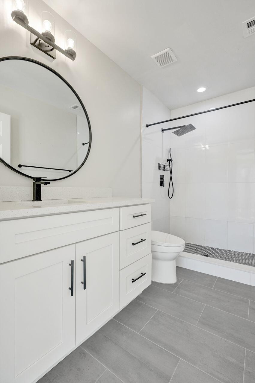 Lake Worth Beach, Florida, 33460, United States, 3 Bedrooms Bedrooms, ,2 BathroomsBathrooms,Residential,For Sale,1992911