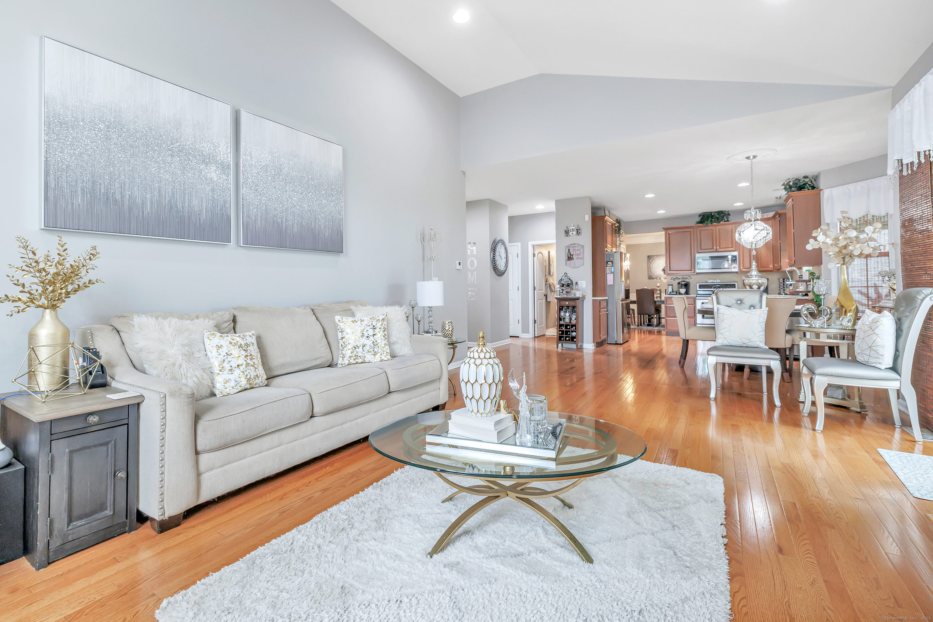 Seymour, Connecticut, 06483, United States, 4 Bedrooms Bedrooms, ,3 BathroomsBathrooms,Residential,For Sale,1906735