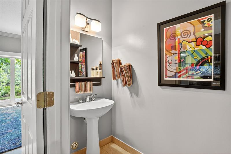 Fort Lauderdale, Florida, 33305, United States, 2 Bedrooms Bedrooms, ,3 BathroomsBathrooms,Residential,For Sale,1957738