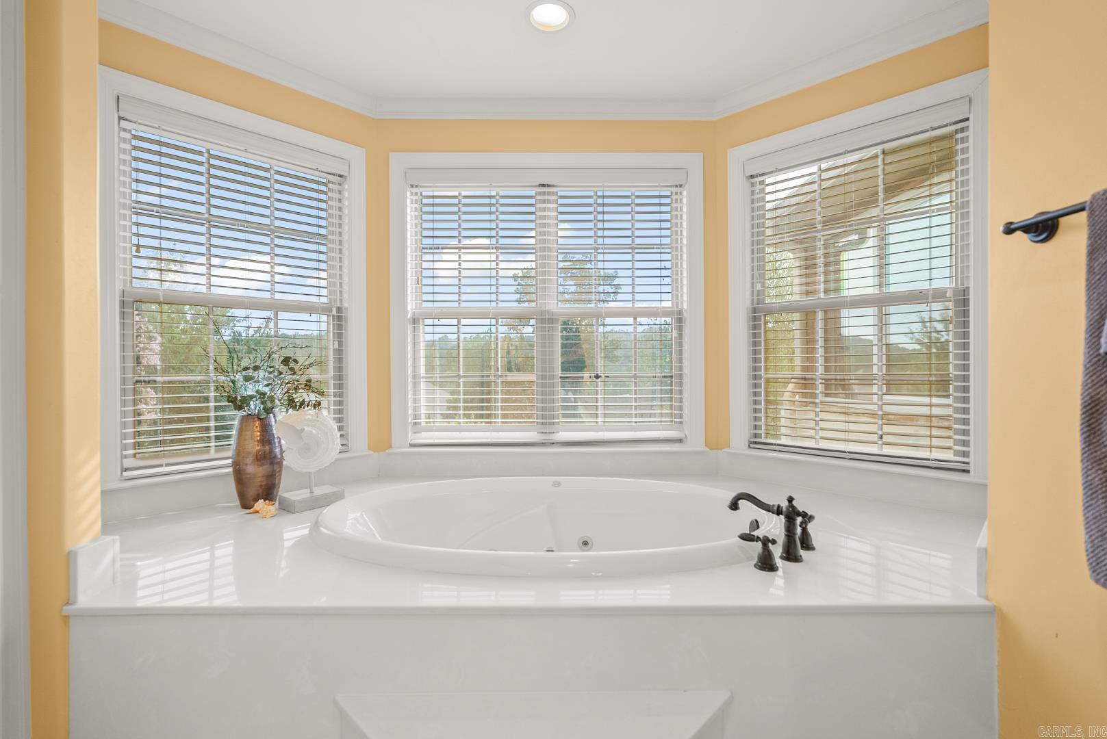 Little Rock, Arkansas, 72211, United States, 4 Bedrooms Bedrooms, ,3 BathroomsBathrooms,Residential,For Sale,1938895